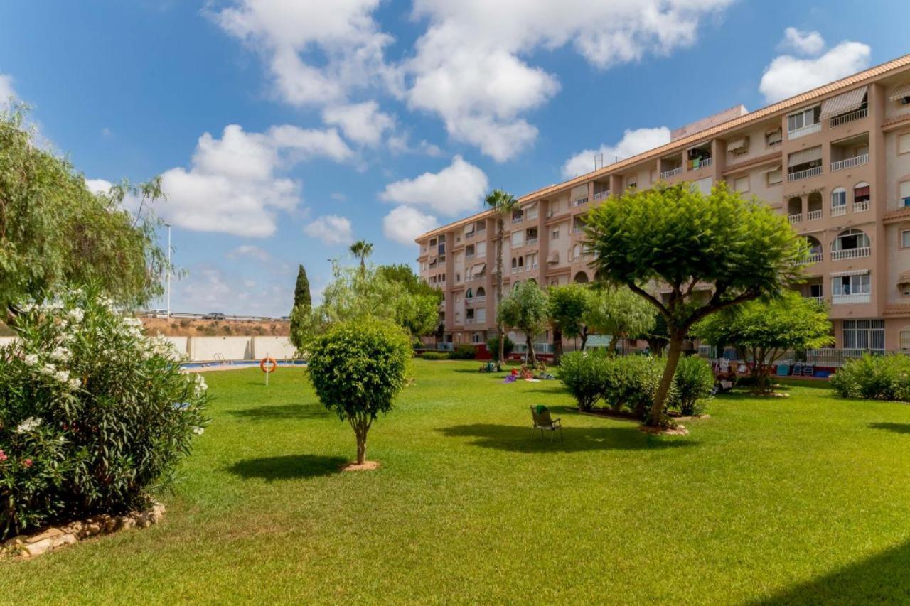 Apartamentos Villa Madrid トレビエハ エクステリア 写真