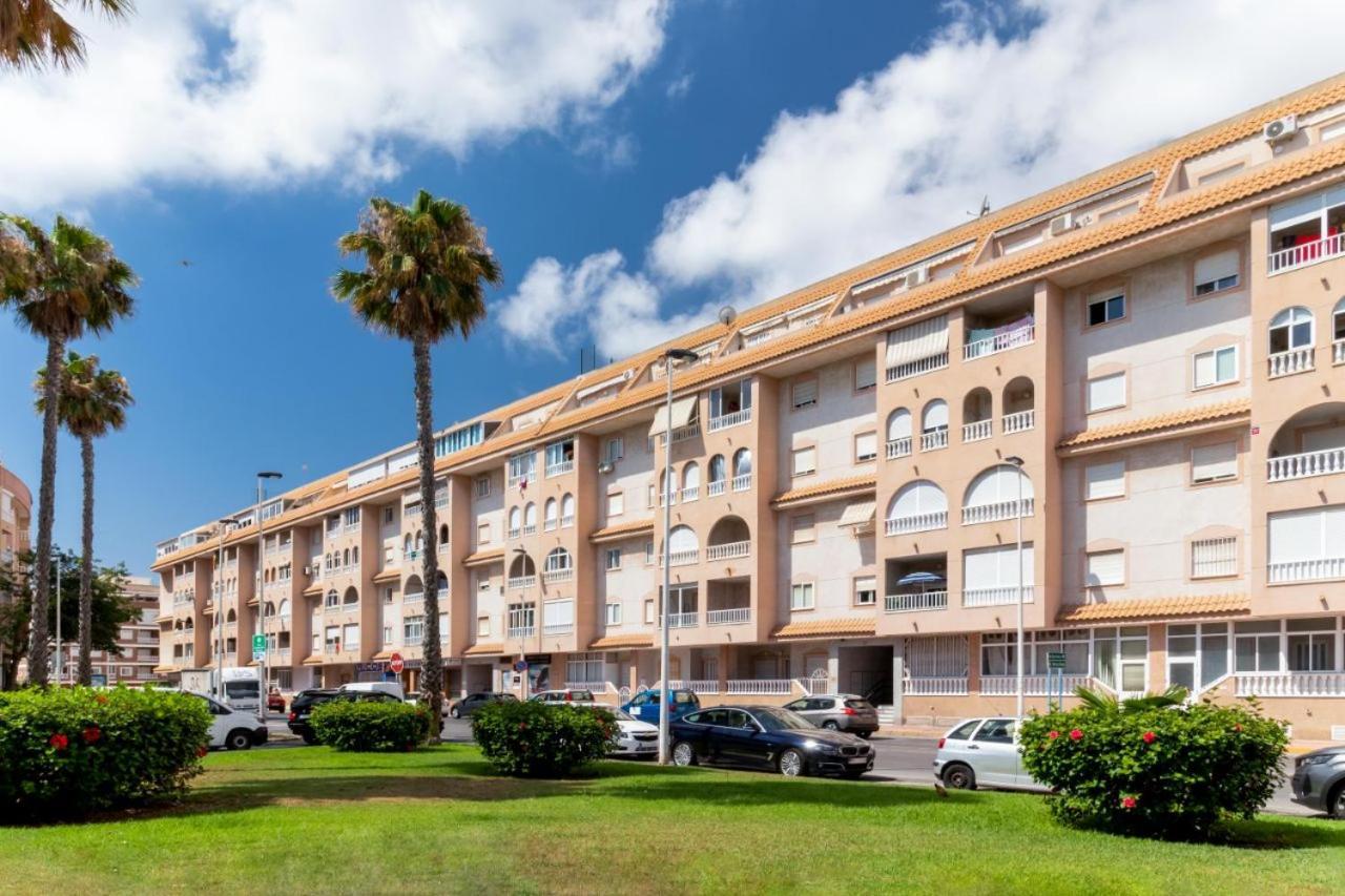 Apartamentos Villa Madrid トレビエハ エクステリア 写真